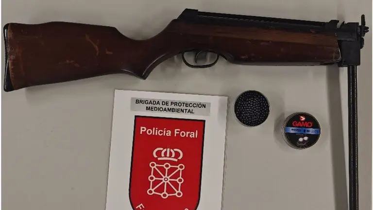 Carabina utilizada por el imputado. POLICÍA FORAL