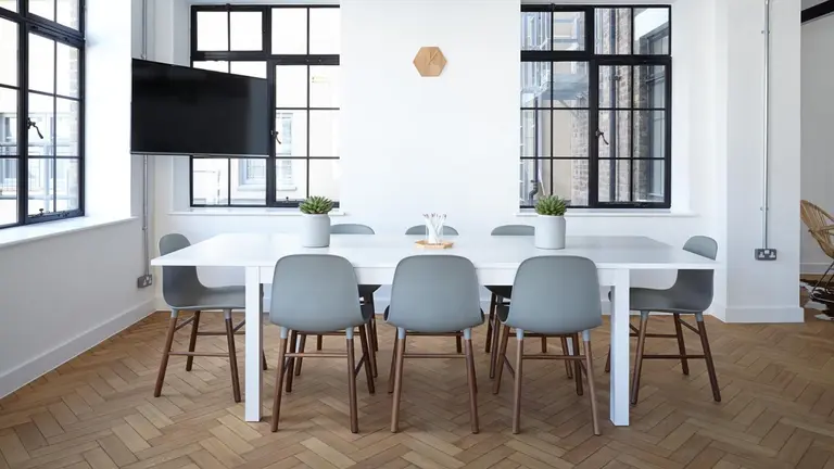 Sala de trabajo de una oficina. ARCHIVO