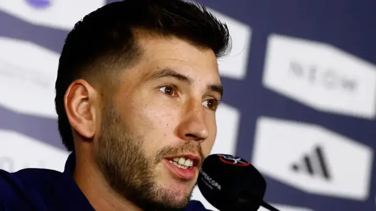 El capitán de Osasuna, David García, en la rueda de prensa previa a la semifinal de la Supercopa de España contra el F.C. Barcelona. C.A. OSASUNA