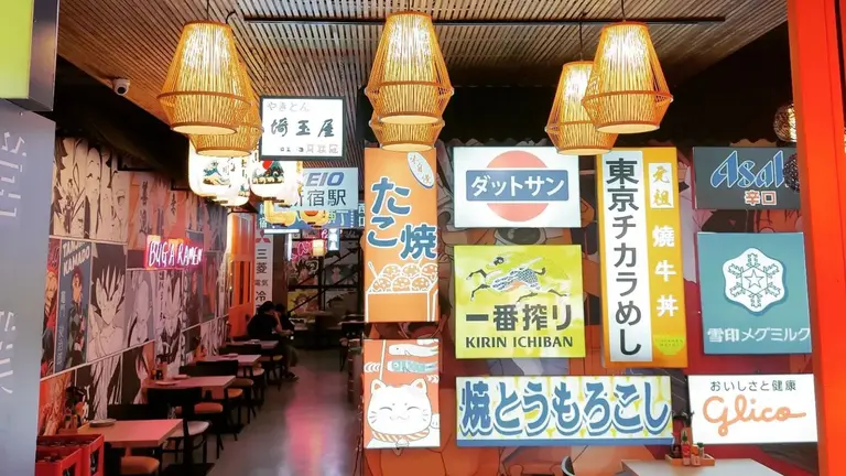 Imagen del interior de uno de los locales del restaurante Buga Ramen. Buga-Ramen.com