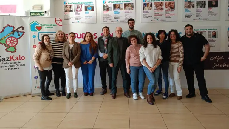 Visita de los parlamentarios a la Federación Gaz Kalo. PARLAMENTO DE NAVARRA