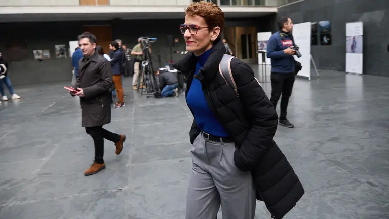 María Chivite en el Pleno del Parlamento de Navarra. IÑIGO ALZUGARAY