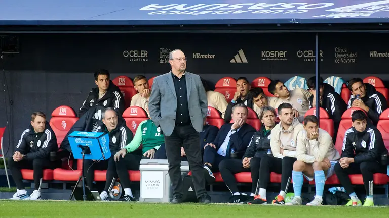Rafael Benitez (entrenador RC Celta) durante el partido de La Liga EA Sports entre CA Osasuna y RC Celta disputado en el estadio de El Sadar en Pamplona. IÑIGO ALZUGARAY
