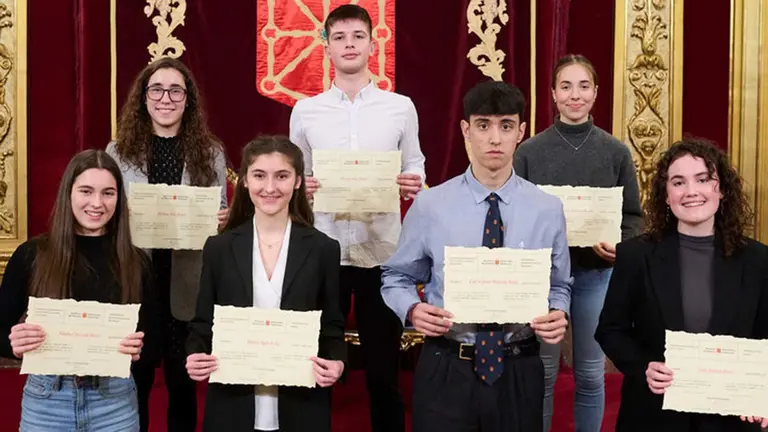 Entrega los premios extraordinarios de Educación Secundaria Obligatoria y Bachillerato correspondientes al curso 2022-2023. PABLO LASAOSA