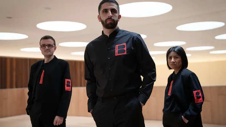 Baluarte apuesta por la empresa familiar navarra Confecciones Beyfe para su nueva indumentaria. BALUARTE