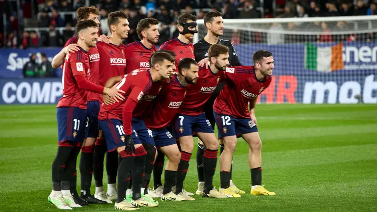 Partido de La Liga EA Sports entre CA Osasuna y Deportivo Alavés disputado en el estadio de El Sadar en Pamplona. IÑIGO ALZUGARAY