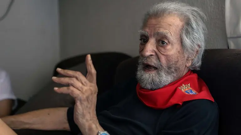 El fotorreportero Ramón Masats, durante la entrevista concedida a Navarra.com. JORGE NAGORE