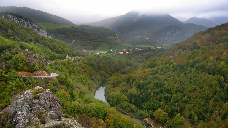 Vistas del mirador de Ariztokia en Garralda. Amaya Alcelay