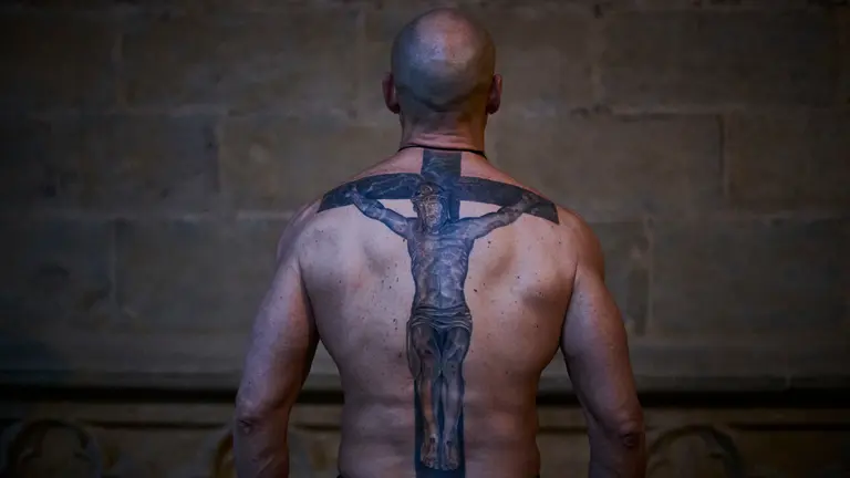 Viacrucis por la Catedral de Pamlona durante Viernes Santo de Semana Santa 2024