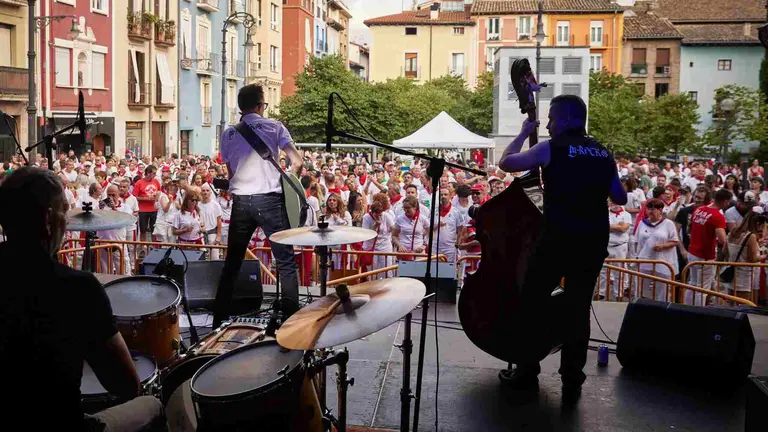 Concierto en la plaza de la Compañía durante las últimas fiestas de San Fermín. AYUNTAMIENTO DE PAMPLONA