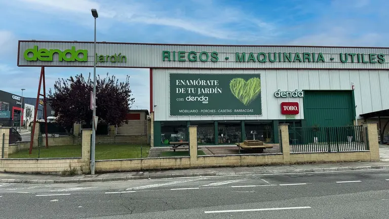 Sede de Denda Jardín junto al centro comercial La Morea. CEDIDA