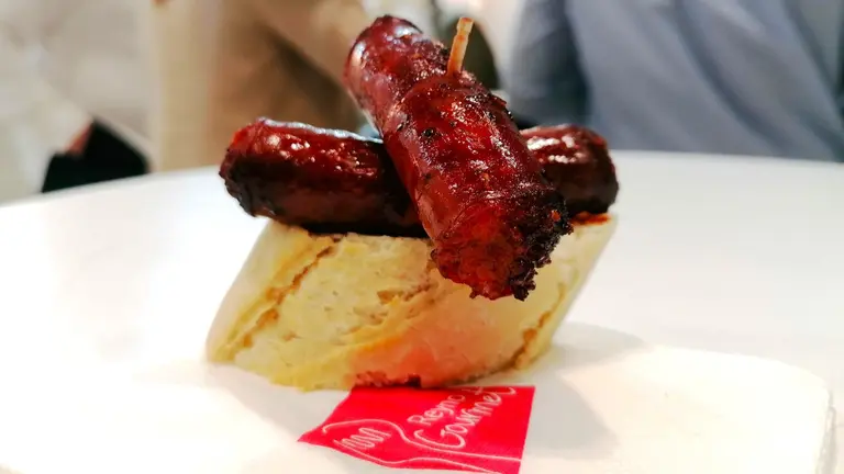 Imagen de archivo de un pincho Chistorra de Navarra. REYNO GOURMET