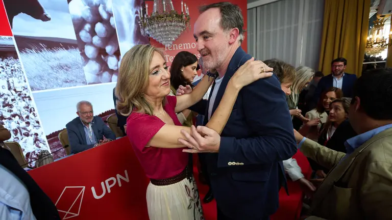 Cierre del XIII Congreso de Unión del Pueblo Navarro, en el que Cristina Ibarrola ha resultado elegida nueva presidenta del partido regionalista en sustitución de Javier Esparza. Alejandro Toquero ha sido elegido como vicepresidente y Cristina Sota como secretaria general. IÑIGO ALZUGARAY