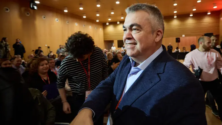 Comité Regional del PSN con la presencia de la secretaria general del PSN-PSOE, María Chivite, el secretario de Organización del PSOE, Santos Cerdán, y la ministra de Inclusión, Seguridad Social y Migraciones, Elma Saiz. IÑIGO ALZUGARAY