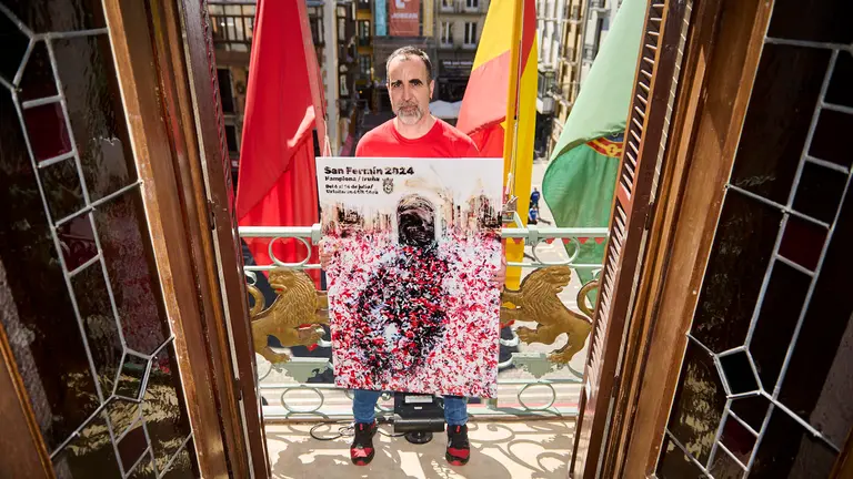 Presentación del cartel anunciador de las Fiestas de San Fermín 2024. PABLO LASAOSA