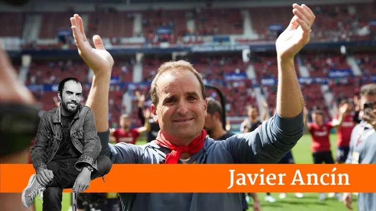 Despedida de Jagoba Arrasate como entrenador de Osasuna ante su afición en el estadio de El Sadar tras seis temporadas en el banquillo del equipo rojillo. IÑIGO ALZUGARAY