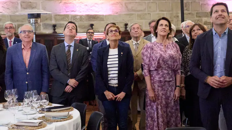 Celebración del 40º aniversario de la sociedad pública SODENA, con la presencia de la presidenta de Navarra, María Chivite, el presidente del Parlamento, Unai Hualde, los expresidentes del Gobierno de Navarra Yolanda Barcina y Miguel Sanz, y el consejero de Industria y Transición y Digital Empresarial y presidente de SODENA, Mikel Irujo. IÑIGO ALZUGARAY