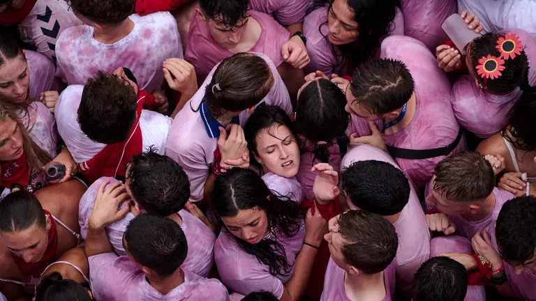Chupinazo de San Fermín 2024 en la Plaza del Ayuntamiento de Pamplona. PABLO LASAOSA