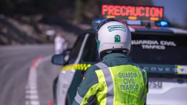 Imagen de archivo de un control de la Guardia Civil. CEDIDA