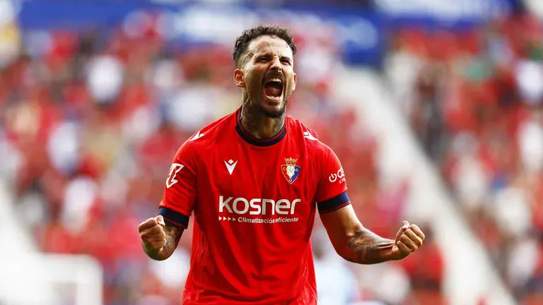 Rubén García celebra con rabia el gol marcado al Mallorca en El Sadar. CA Osasuna.