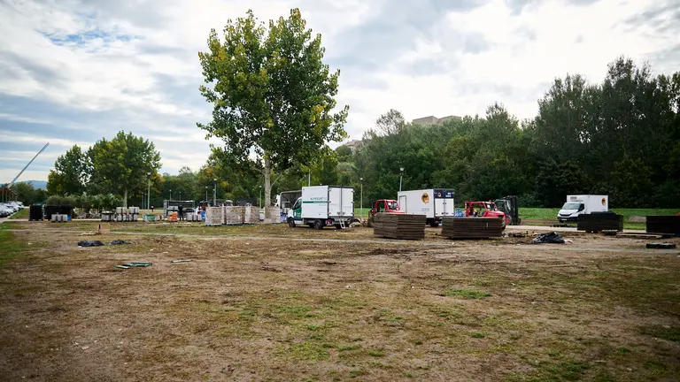Así ha quedado el parque de la Runa tras la celebración de la Champions Burger. PABLO LASAOSA