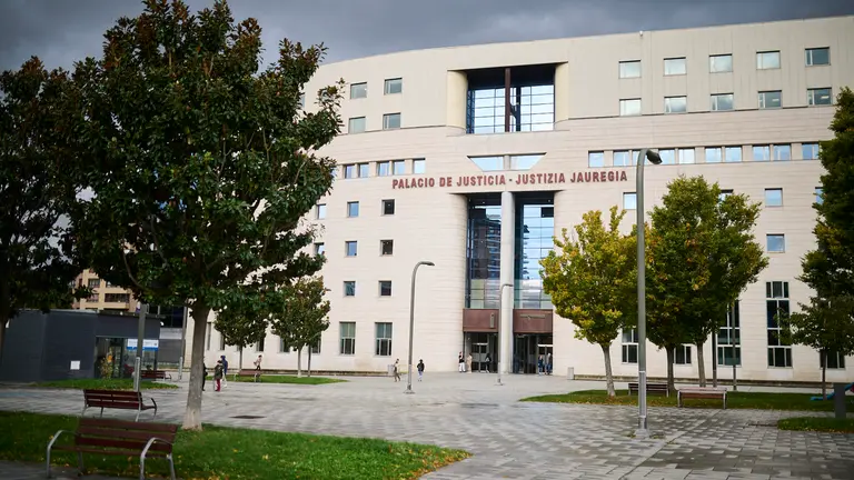 Vista del Palacio de Justicia en Pamplona. PABLO LASAOSA