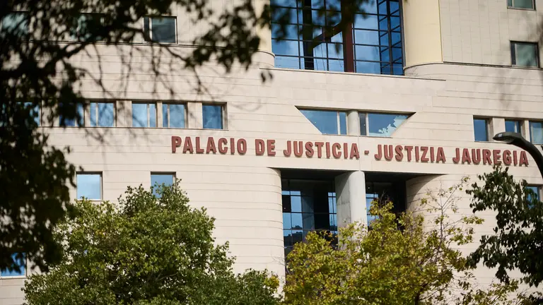 Vista del Palacio de Justicia en Pamplona. PABLO LASAOSA