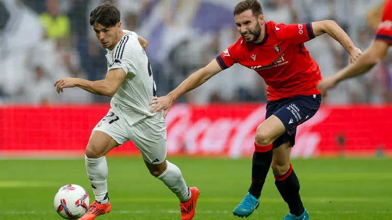 Real Madrid-Osasuna en el estadio Santiago Bernabéu. EFE