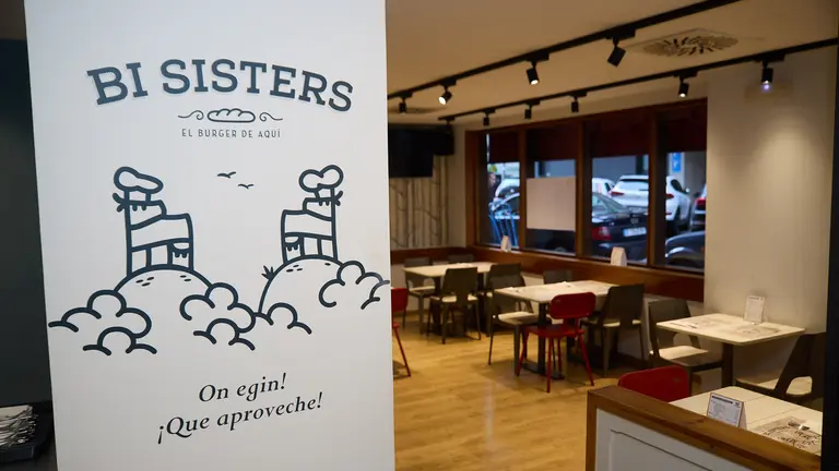 Hamburguesería Bi Sisters, en la travesía Acella 2 de Pamplona. IÑIGO ALZUGARAY