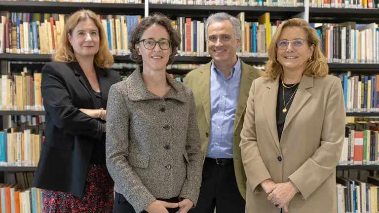 de izquierda a derecha, Beatriz Gómez, Emma Cohen de Lara, Álvaro Sánchez-Ostiz y  Rosalía Baena, investigadores del proyecto REMAP. CEDIDA