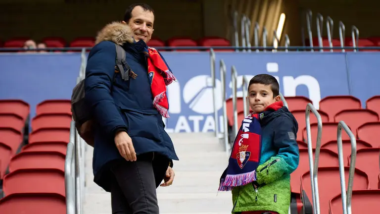 La grada del estadio de El Sadar durante el partido de La Liga EA Sports entre CA Osasuna y Villarreal CF disputado en Pamplona. IÑIGO ALZUGARAY