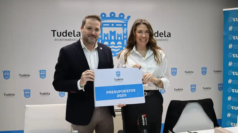 Alejandro Toquero, alcalde de Tudela, presenta los Presupuestos de 2025. CEDIDA