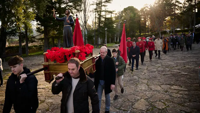Celebración de procesión y misa en el Castillo de Javier con motivo del día de San Francisco Javier y de Navarra. PABLO LASAOSA