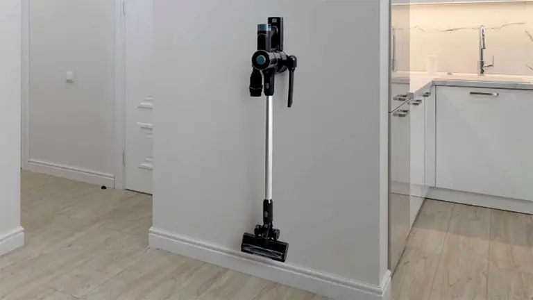 El aspirador escoba de Jata es una herramienta muy útil para mantener la casa limpia. CEDIDA