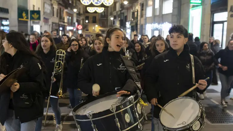 Música en la calle. - CRISTINA NUNEZ BAQUEDANO - Archivo