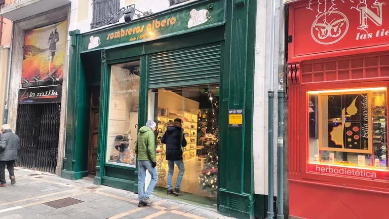 La nueva tienda de sombreros se encuentra en el Casco Viejo de Pamplona. Navarra.com