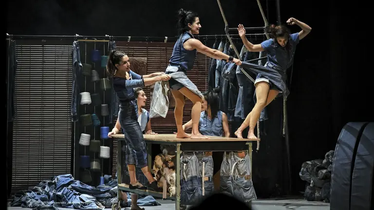 Nüshu será la obra con la que se abrirá el ciclo de teatro familiar del Gayarre. TEATRO GAYARRE