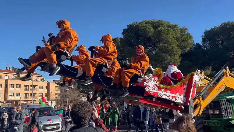 El divertido trineo de Papa Noel en Tudela. ARCHIVO
