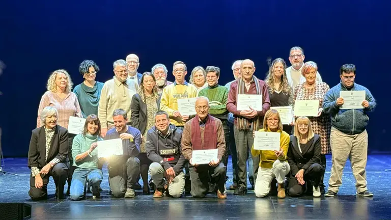 Imagen de la entrega de los reconocimientos en Barañáin. AYUNTAMIENTO DE BARAÑÁIN