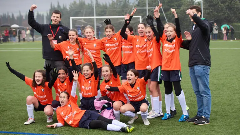 Semifinales del XLII Torneo Interescolar de Osasuna en categoría femenina disputado en las instalaciones de Tajonar. IÑIGO ALZUGARAY