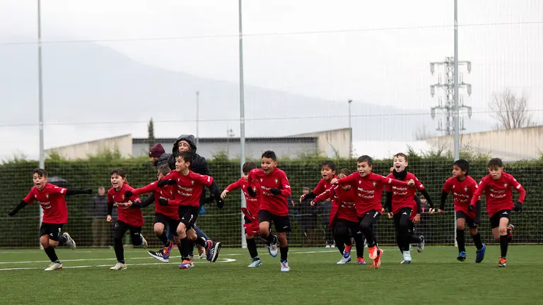 Semifinales del XLII Torneo Interescolar de Osasuna en categoría benjamín mixto disputado en las instalaciones de Tajonar. IÑIGO ALZUGARAY