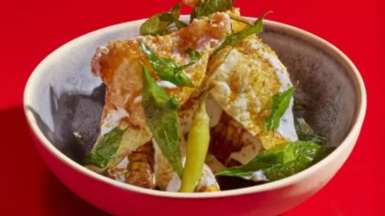 Wontón frito de chistorra de Arbizu, en el restaurante StreetXo de Dabiz Muñoz. STREETXO