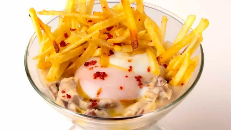 El pincho de huevo trufado del bar Gaucho. GAUCHO