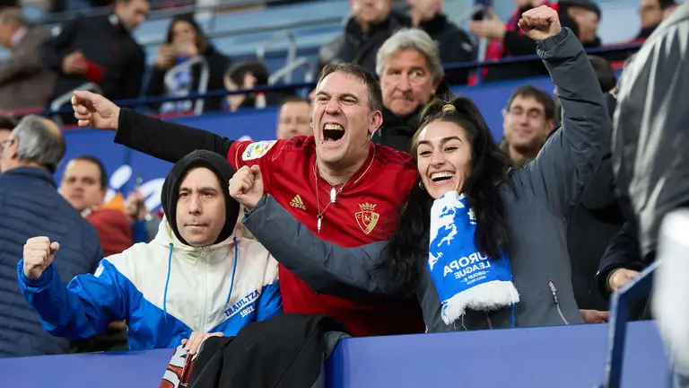La grada del estadio de El Sadar durante el partido de La Liga EA Sports entre CA Osasuna y Real Sociedad disputado en Pamplona. IÑIGO ALZUGARAY