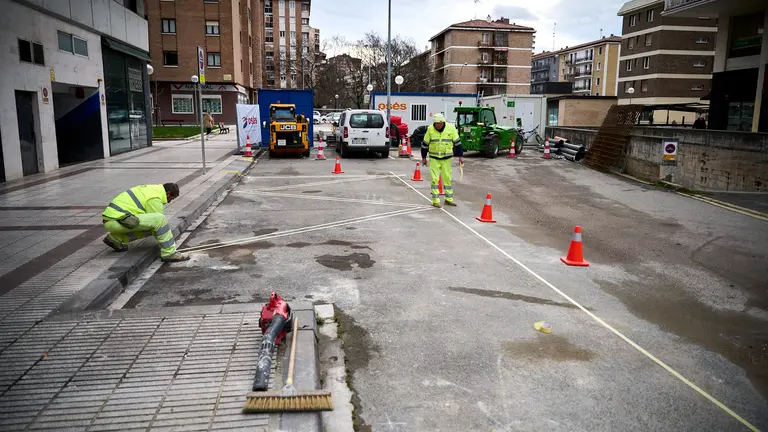 Obras en la Calle Pío XII y calle Iturrama de Pamplona. PABLO LASAOSA
