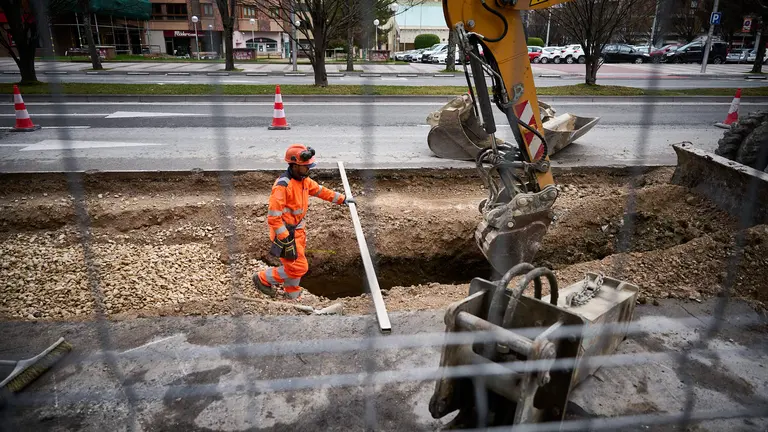 Obras en la Calle Pío XII y calle Iturrama de Pamplona. PABLO LASAOSA