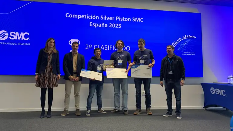 Imagen del equipo del CIP Virgen del Camino que ha quedado segundo en la SIlver Piston 2025. CEDIDA