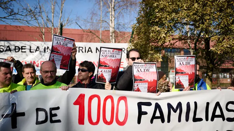 Los comités de las empresas Nano Automotive, Siemens-Gamesa, Sunsundegui, BSH, Tasubinsa, Tenerías Omega y Volkswagen Navarra anuncian movilizaciones conjuntas en defensa de la industria navarra. PABLO LASAOSA