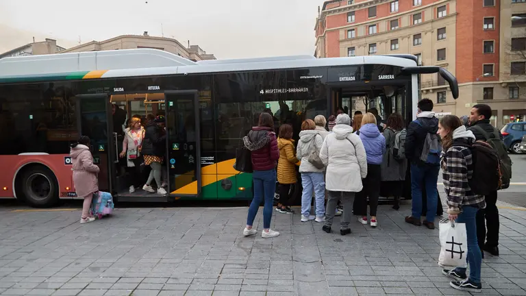 Huelga de villavesas en Pamplona. I&Ntilde;IGO ALZUGARAY