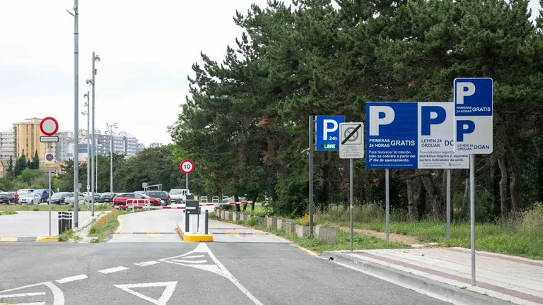Parking disuasorio de Mendebaldea. AYUNTAMIENTO DE PAMPLONA